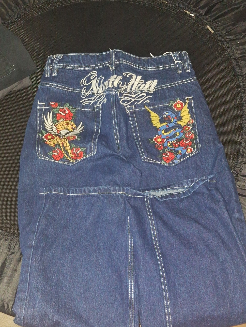 Relaxed Fit Embroidered Dark Blue Jeans with Graphic Back Pockets